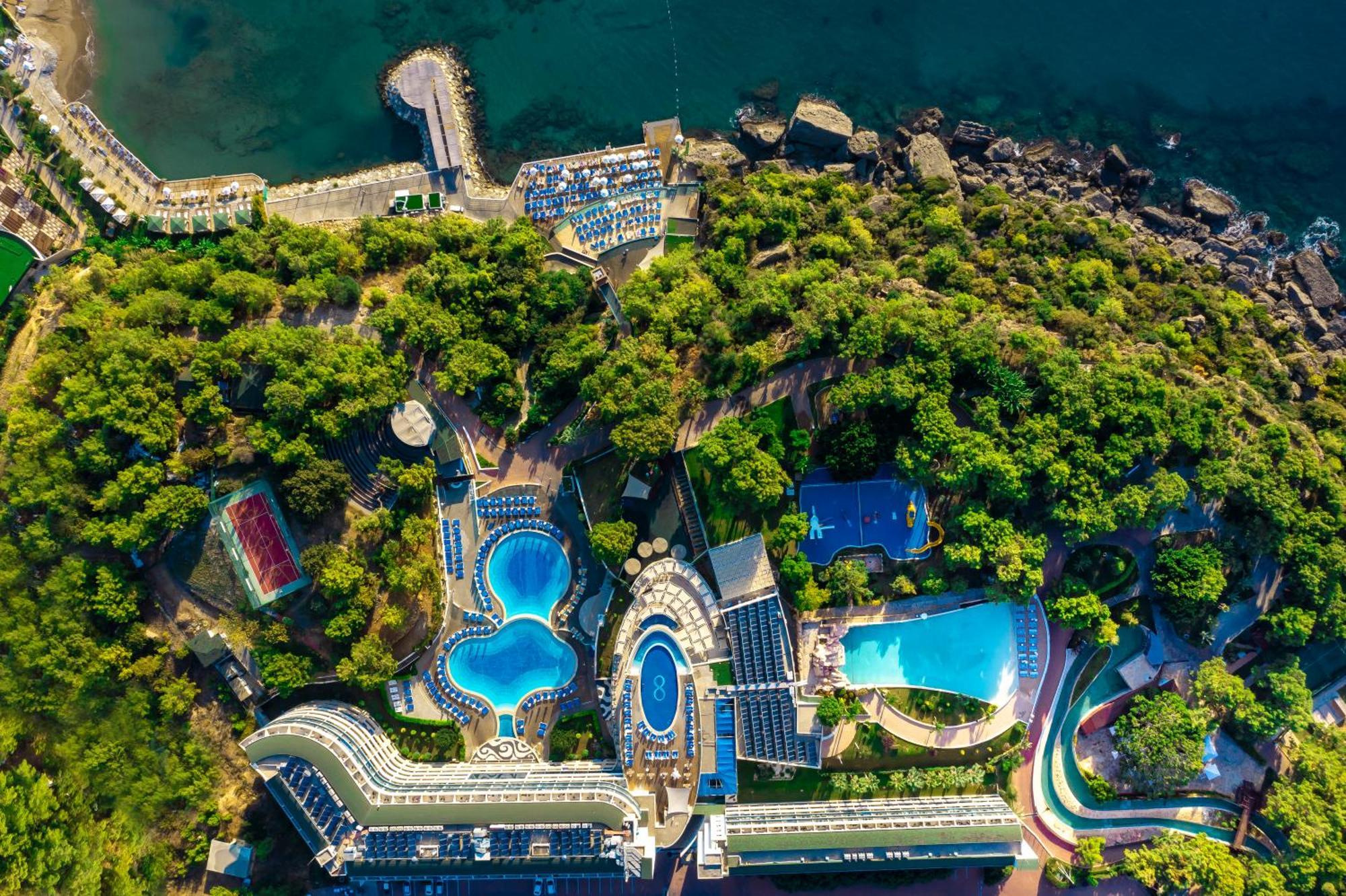 A Good Life Utopia Family Resort Аланя Екстериор снимка