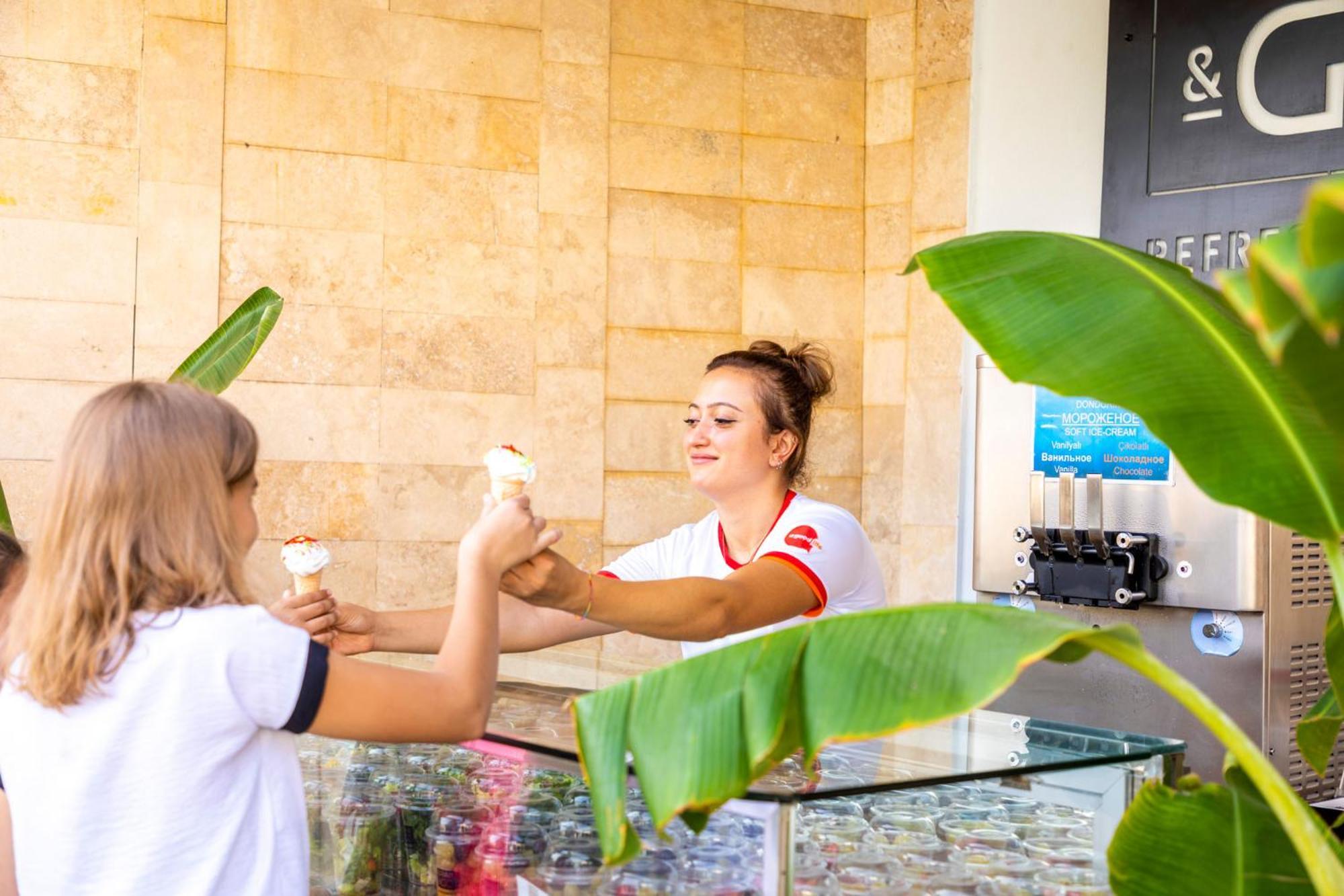 A Good Life Utopia Family Resort Аланя Екстериор снимка